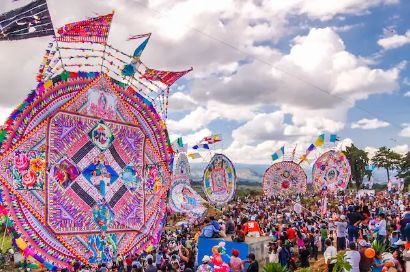 All Saints Day — Giant Kite Festival (Guided)